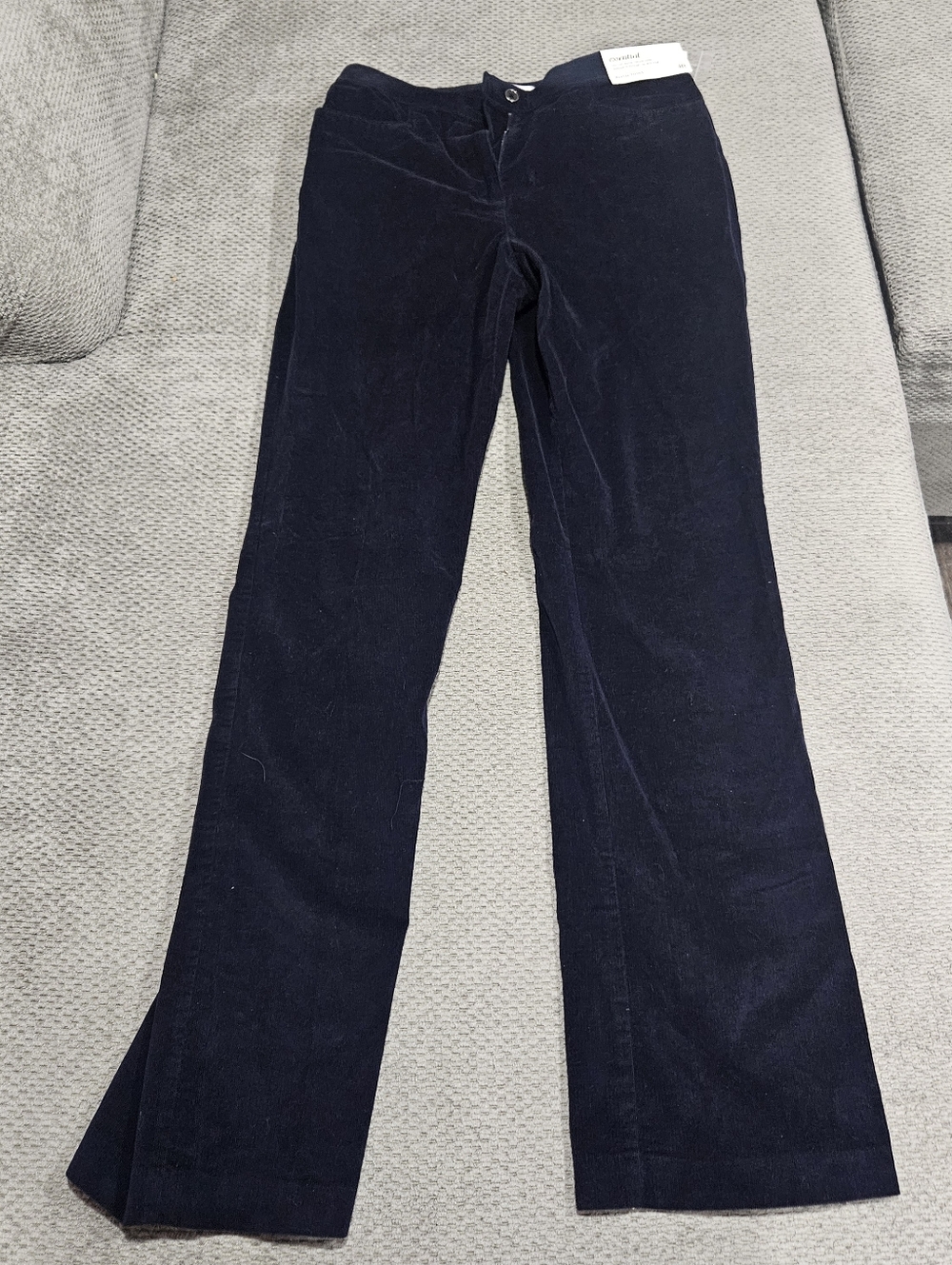 NWT! Northern Reflections Essential Navy Corduroy Pants, Size 4